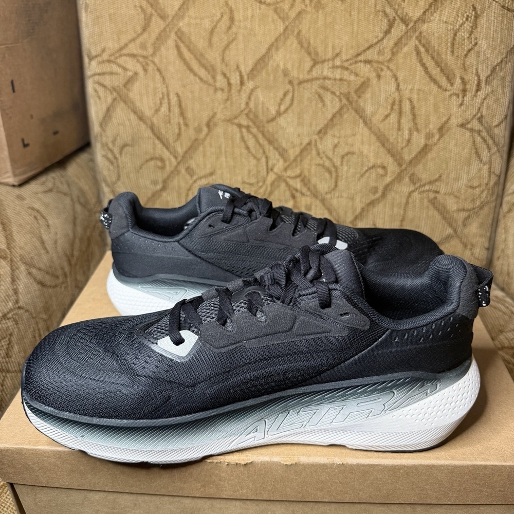 Altra FWD Via 2 Men's Size 9 Black Road Running Shoes Sneakers AL0A85SR010 Clean - Picture 3 of 9